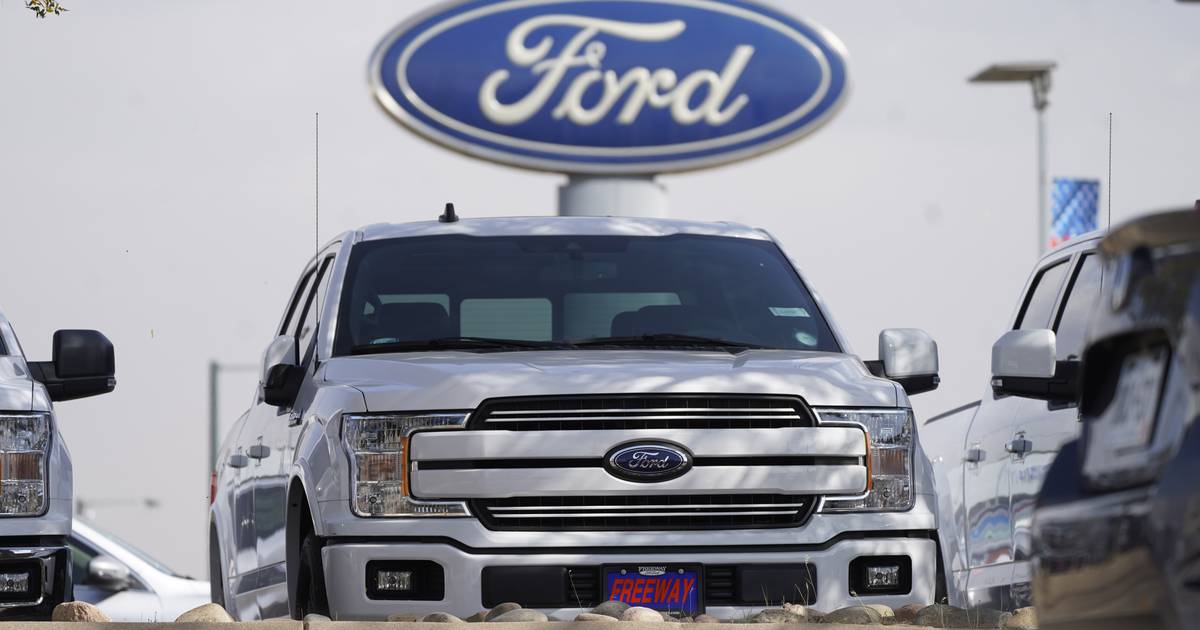 Ford loses 1.28B in 2020, raises electric vehicle spending AgriNews
