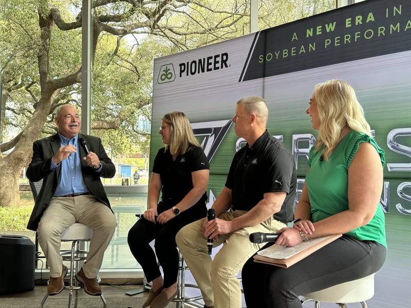Panelists Jerry Carroll (from left), comedian; Liz Knutson, Pioneer U.S. soybean marketing lead; Don Kyle, Pioneer soybean breeding evaluation zone lead; and Delaney Howell, podcast host, discuss the launch of brand Z-Series soybeans during a Brunch with a Breeder event ahead of the recent Commodity Classic convention in Houston.
