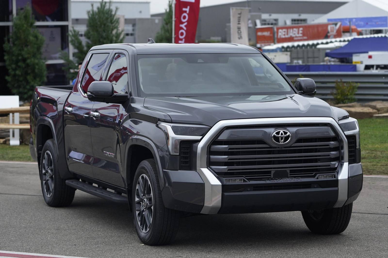Toyota scraps V8 in Tundra redesign, adds hybrid powertrain – AgriNews