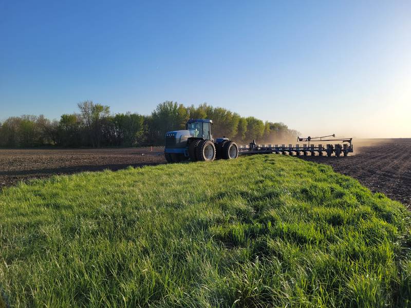 Steve McNally, of Triumph, Illinois, began planting on April 24. While soil and moisture conditions were good for planting around 120 acres of an AgVenture research and demonstration plot, McNally said low commodity prices and high input prices continue to be a concern.