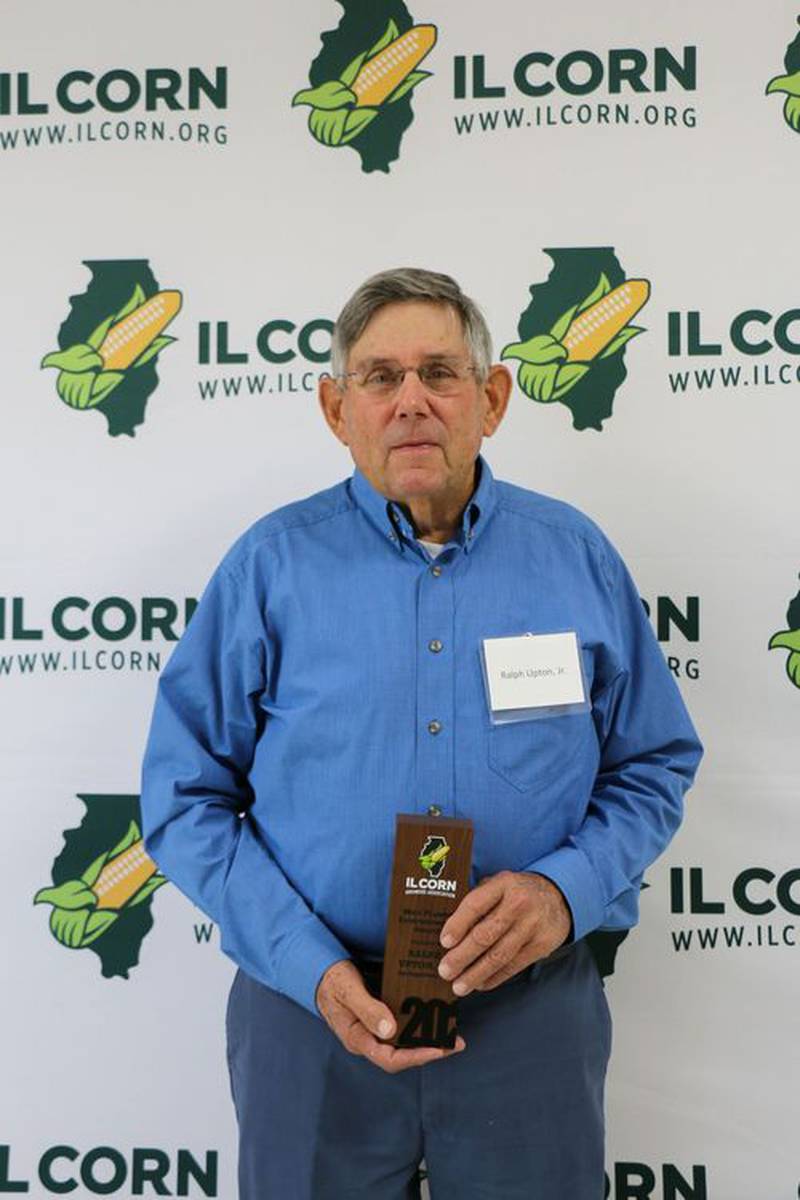 The Illinois Corn Growers Association recognized Ralph Upton Jr. for his commitment to on-farm conservation during its annual meeting on Nov. 21 at the Asmark AgriCenter in Bloomington.